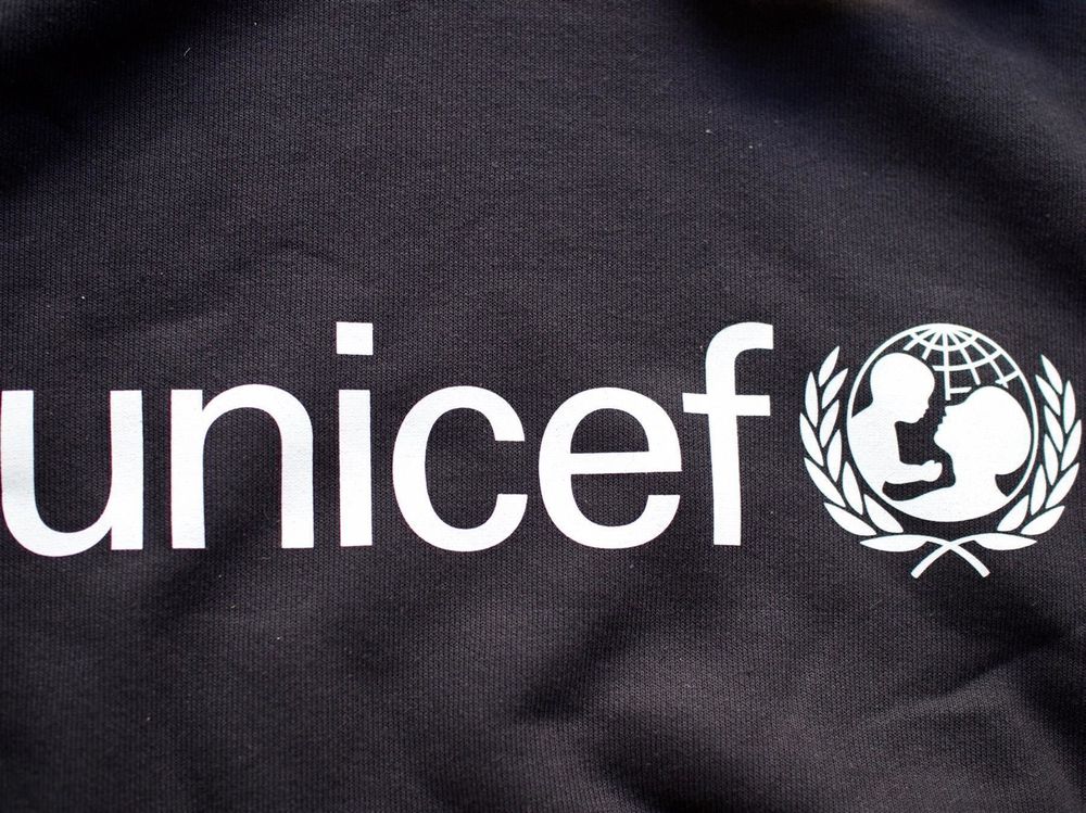 Exklusiv: UNICEF HOODIE - S 7