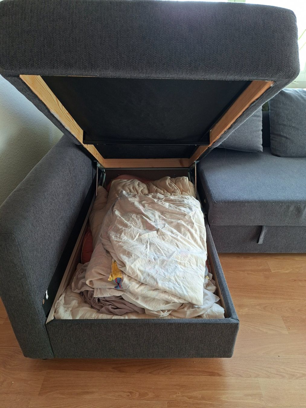 Ikea Divani: Ikea Couch/Sofa/Ecksofa Friheten dunkelgrau – Usato da Zürich venduto da maybrittsch 3