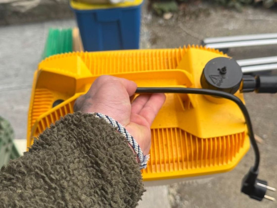 Alveari: divers Matériaux d apiculture – Usato da Monthey venduto da Chez-Dani-81 2