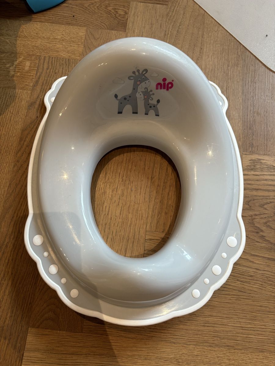 WC: WC-Sitzverkleinerer von nip – Usato da Zürich venduto da EliSieg