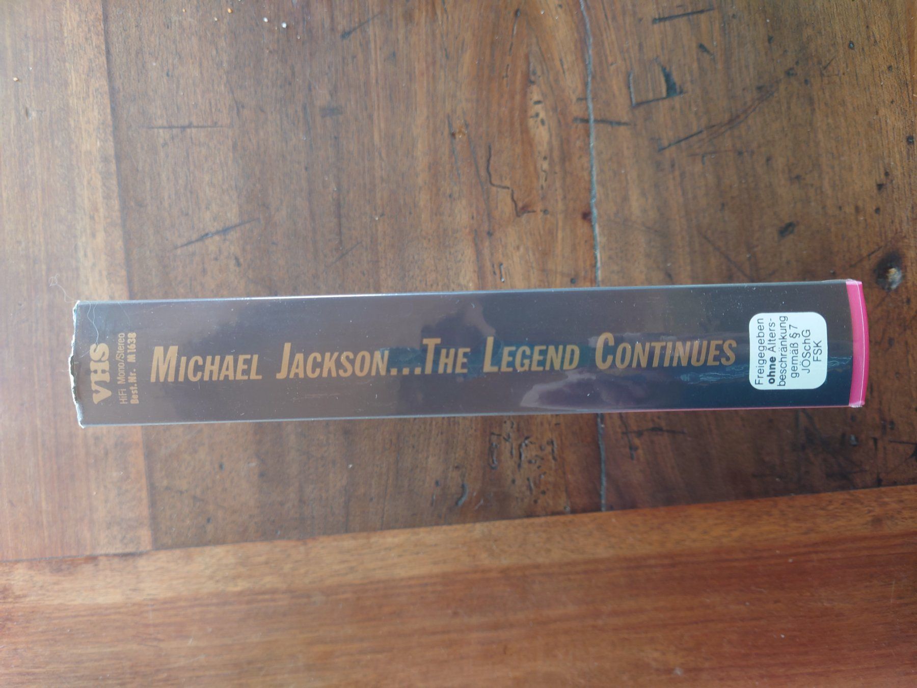 Tutti i VHS: Michael Jackson - ... The Legend Continues - VHS – Usato da Savièse venduto da coeur88 2