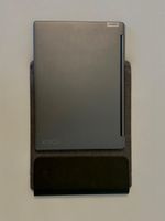 Lenovo Yoga Laptop mit Hüll