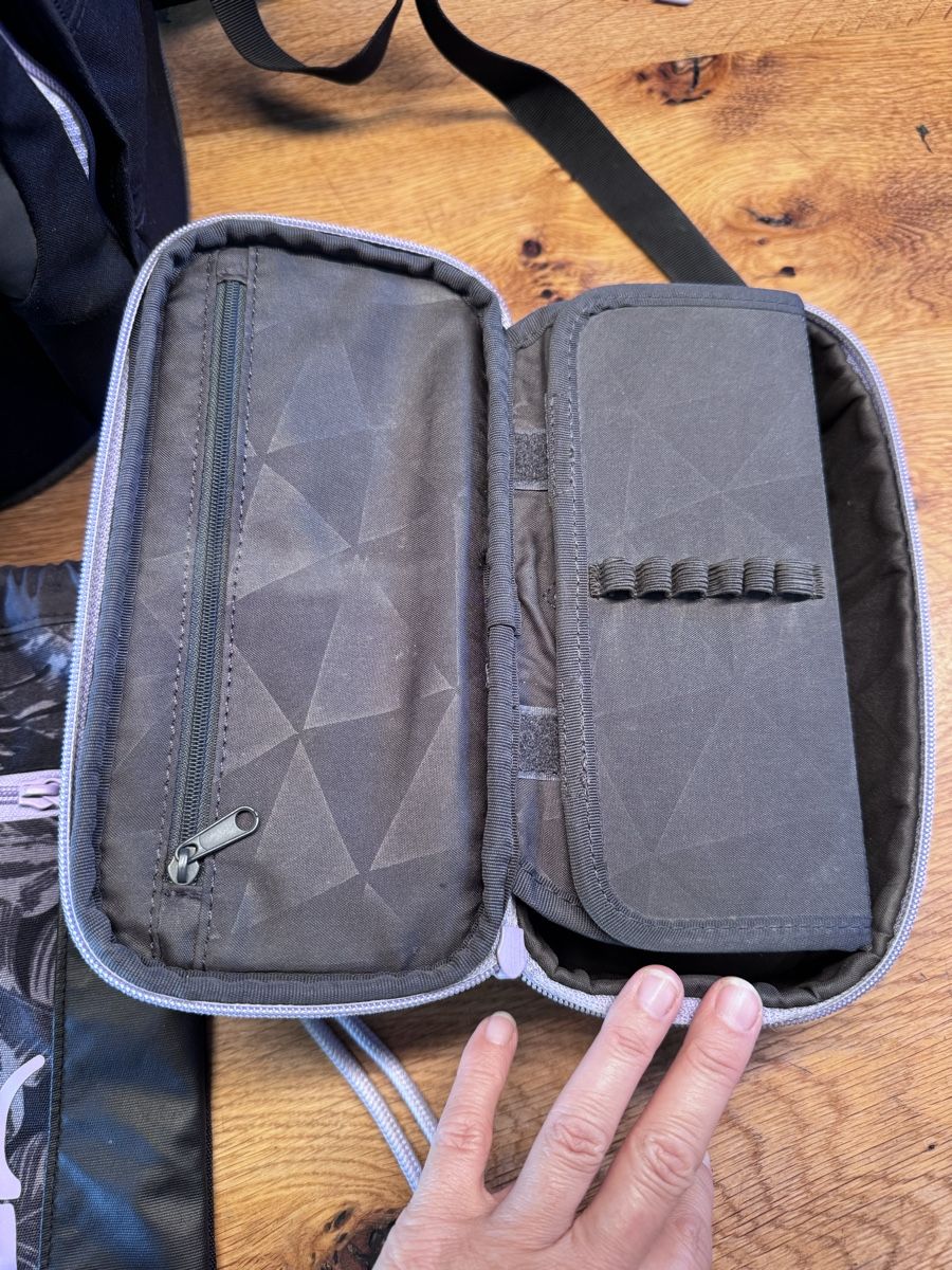 Satch Borse & Zaini: Satch Schulrucksack Set 3 teilig NP 250 Fr – Usato da Niederbüren venduto da Oetschli 6
