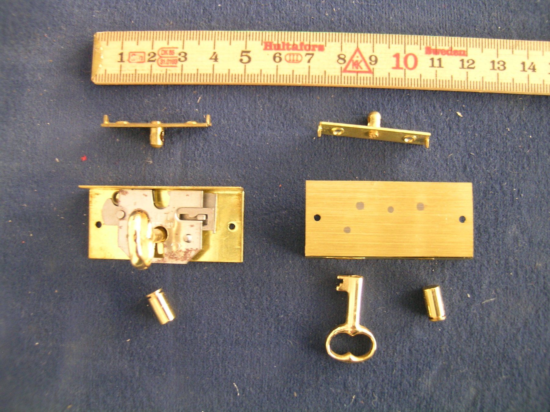 Cadenas: kleines Einbauschloss mit Schlüssel – Neuf (Voir description) à Grenchen par esa-9162-9164 1