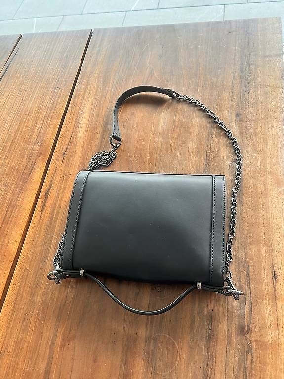 Taschen für Damen: borsa in pelle – Gebraucht aus Bioggio von vir_5b6b 3
