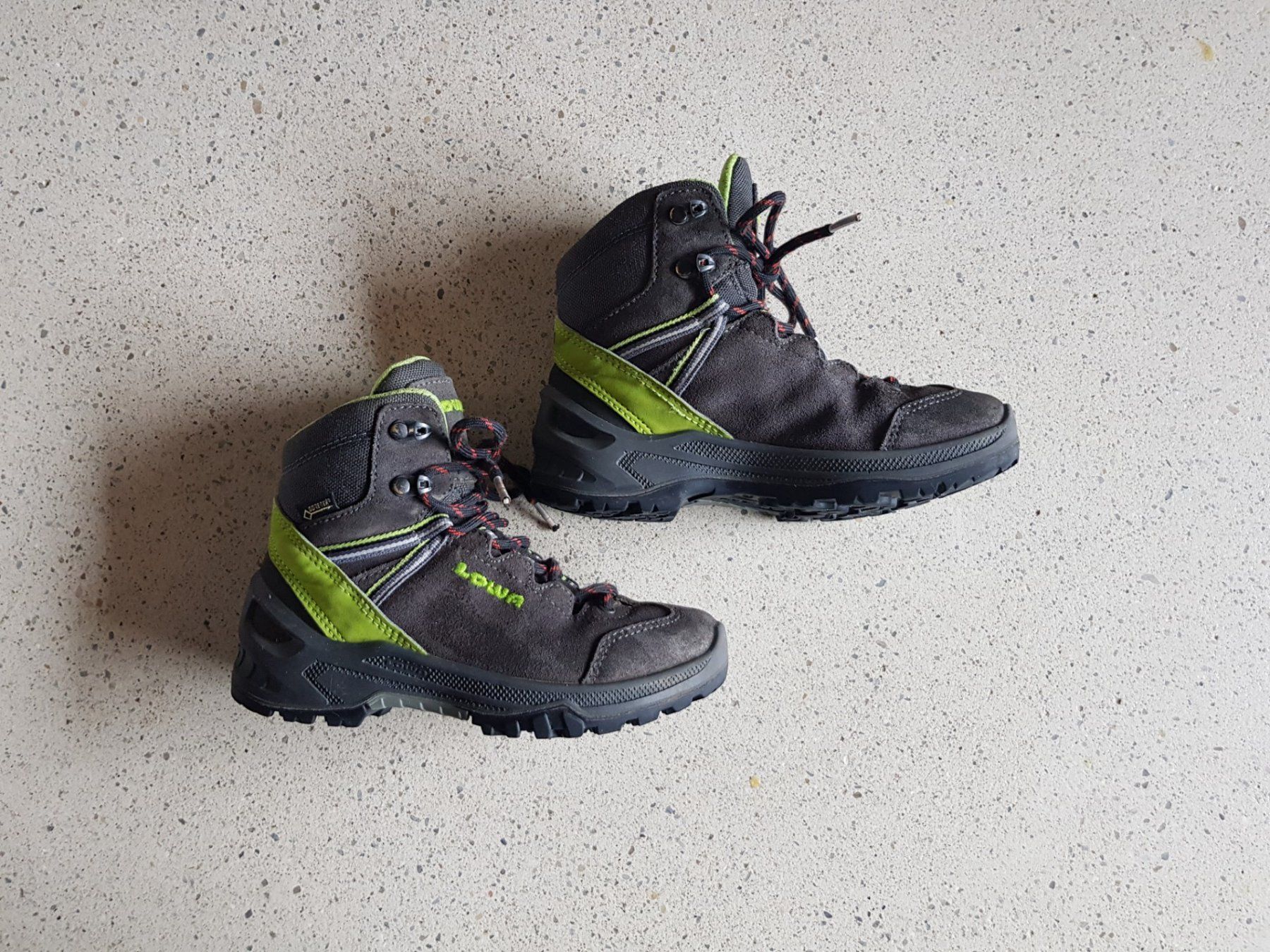 Lowa Scarpe per ragazzi: Lowa Ledro GTX Wanderschuh Grösse 30 – Usato da Basel venduto da fafa68 3