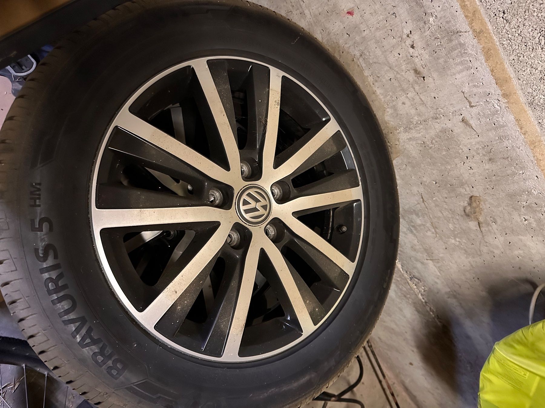 Volkswagen Pneumatici & Ruote complete: Jantes, comme neuve – Usato da Villeret venduto da Ramsport