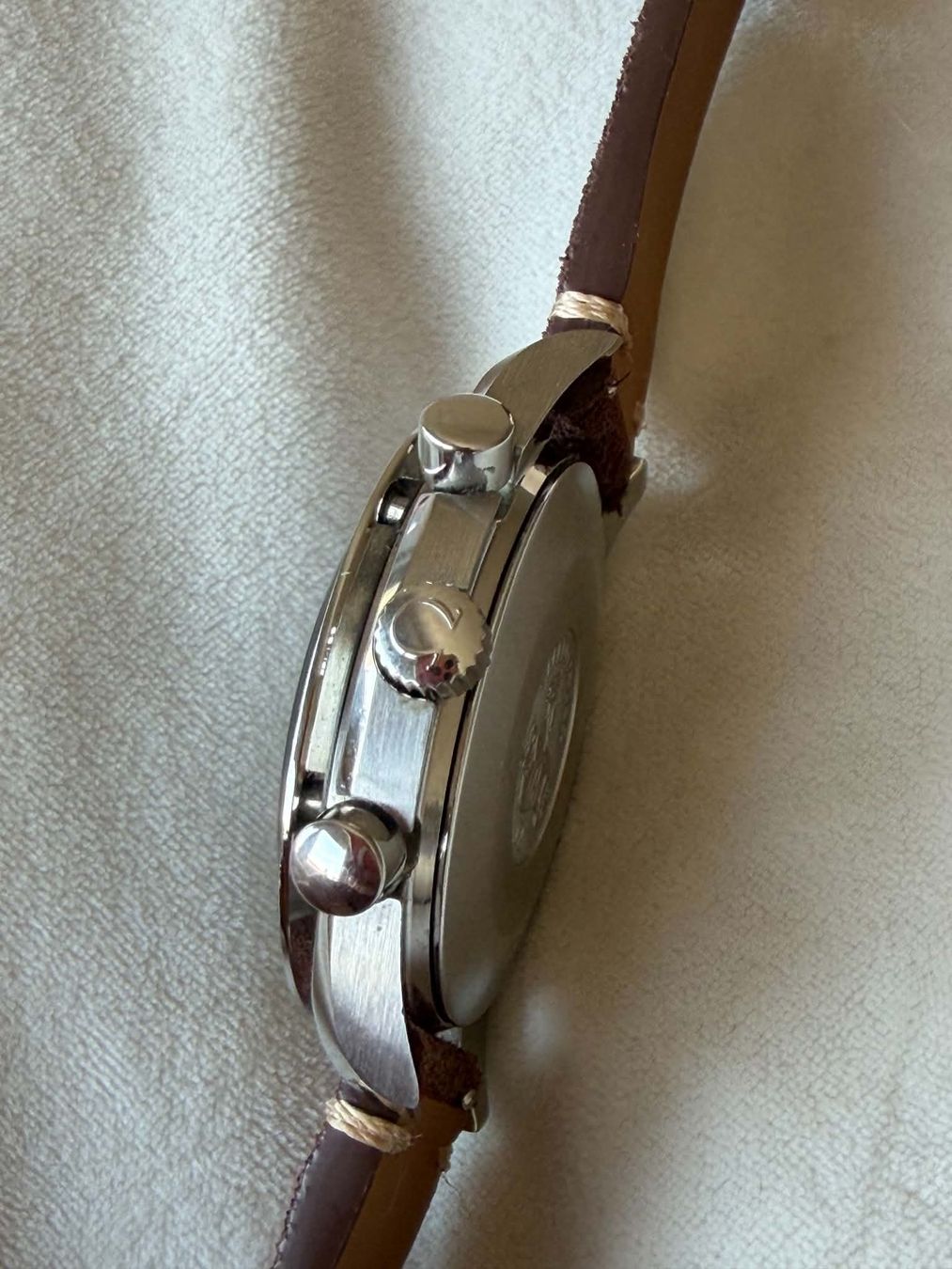 Omega Montres: Omega Speedmaster Reduced Automatic – D'occasion à Biel par sml_2vfx 2