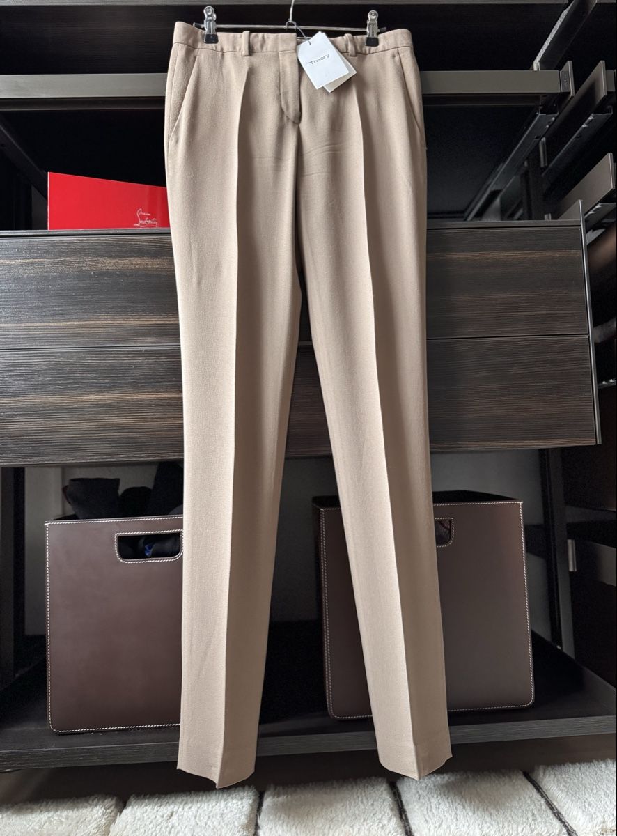 Theory Hosen: Theory Business Hose, Grösse 34 – Neu (gemäss Beschreibung) aus Wilderswil von Renaissance1