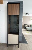 Vitrinenschrank