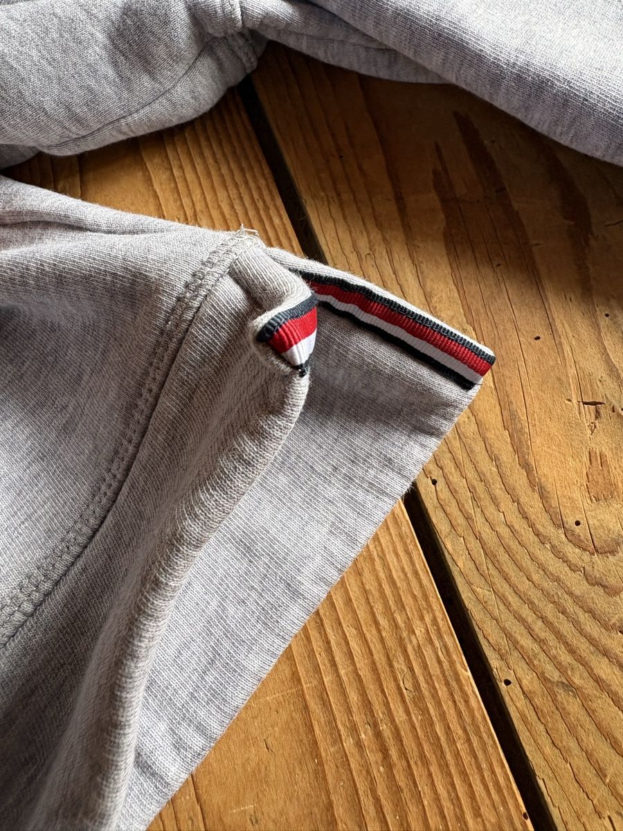 Tommy Hilfiger Pullover & Sweatshirts: Tommy Hilfiger Hoodie – Gebraucht aus Gümligen von lou_zm9f 5