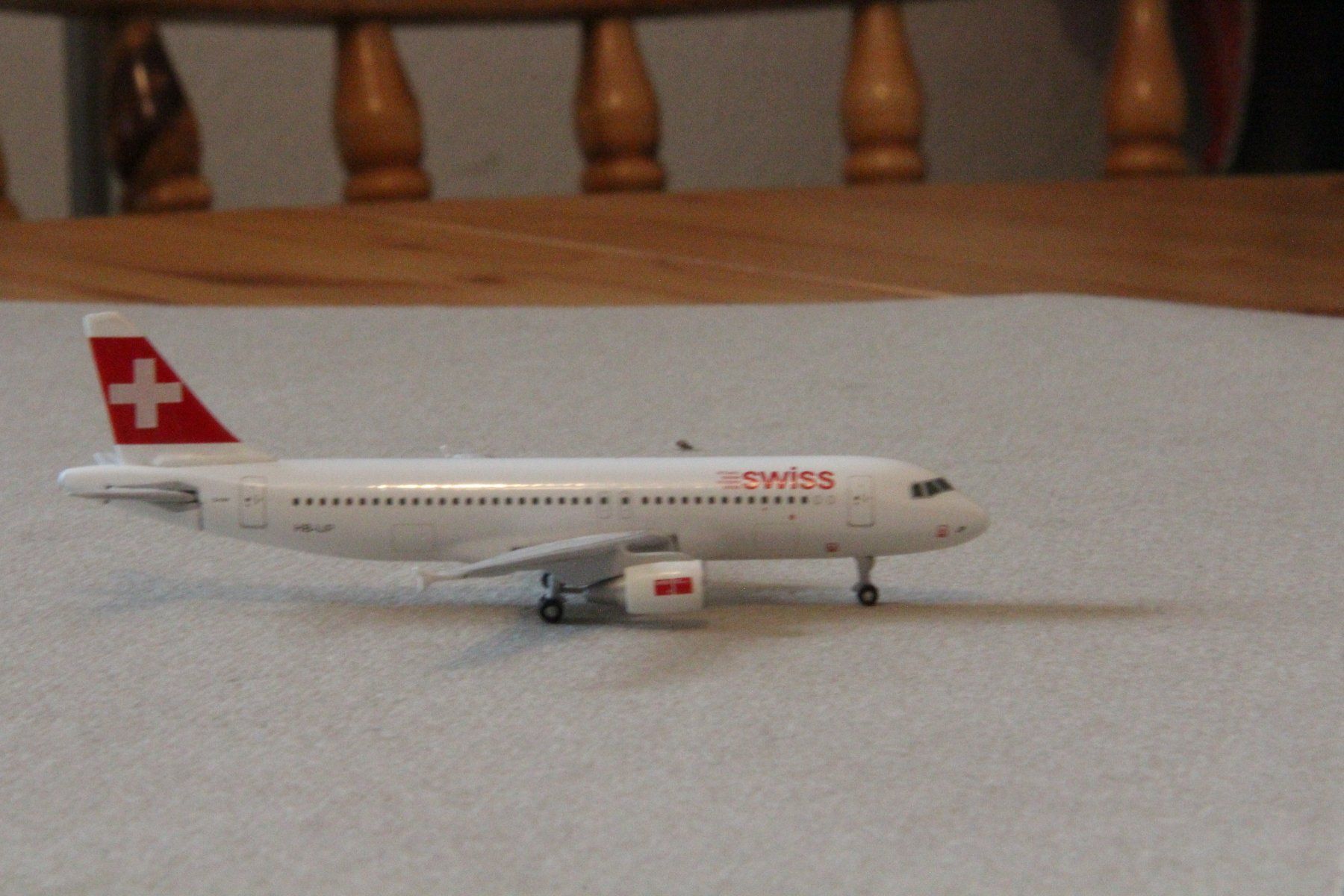 Schuco Kit di modellismo & Modellini statici: Swiss A320 1:400 – Usato da Speicher venduto da rori64 1