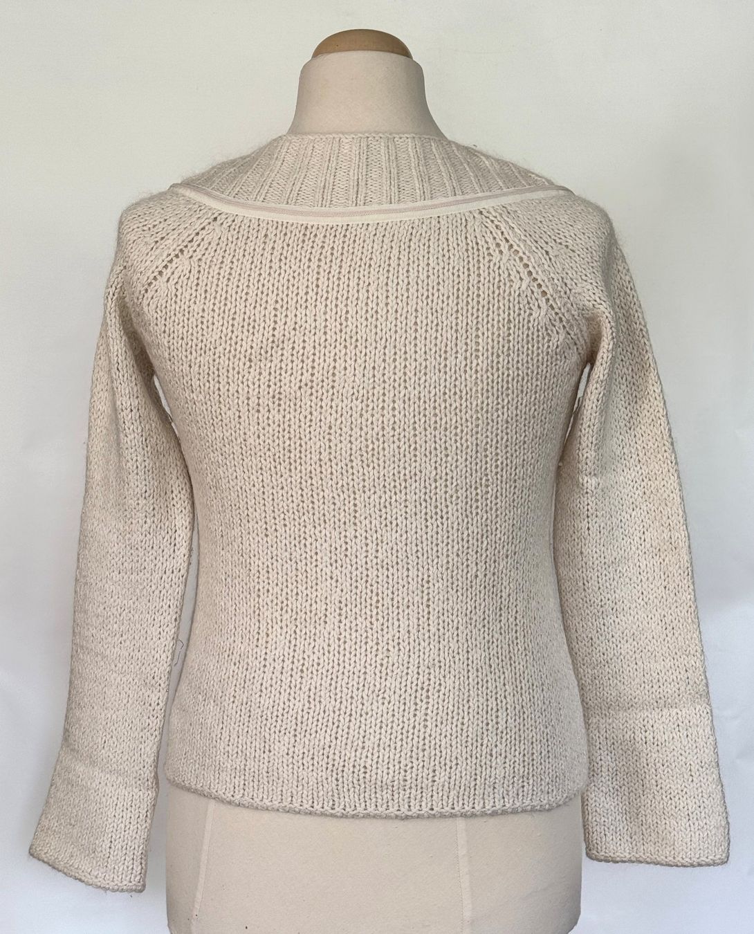 Marc Cain Pullover & Sweatshirts: MARC CAIN, eleganten Strickpullover***** – Gebraucht aus Dübendorf von Orc_nl6t 1