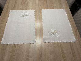 2 Tischsets mit Weihnachtsmotiv, Stickerei, neuwertig