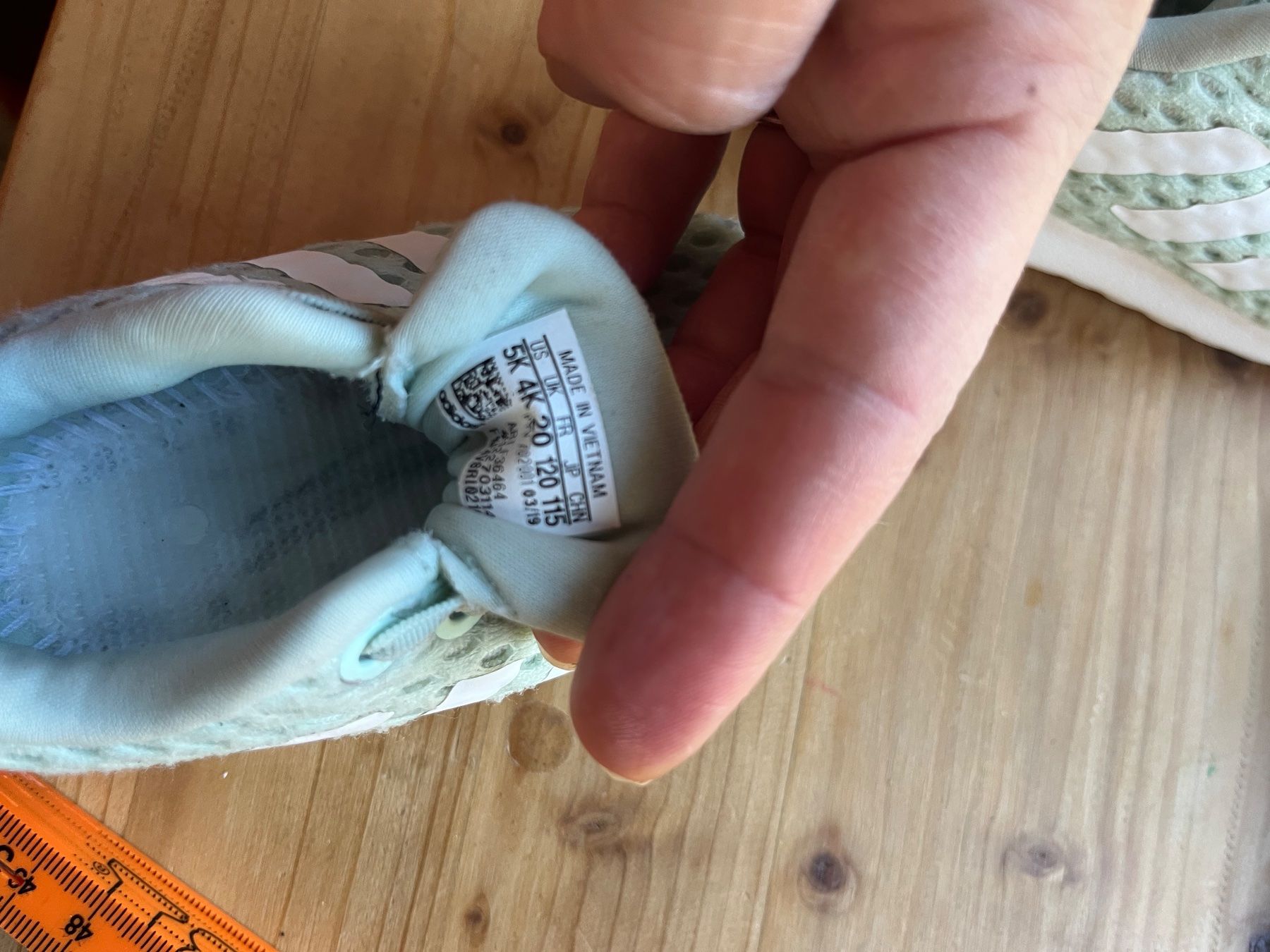 Adidas Chaussures filles: Adidas Sneakers Gr. 20 – Neuf (Voir description) à Adelboden par Jestil20 2
