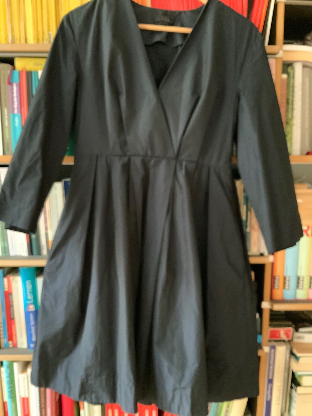 Cos Vestiti: Taftkleid Cos – Usato da Basel venduto da dreiklang01