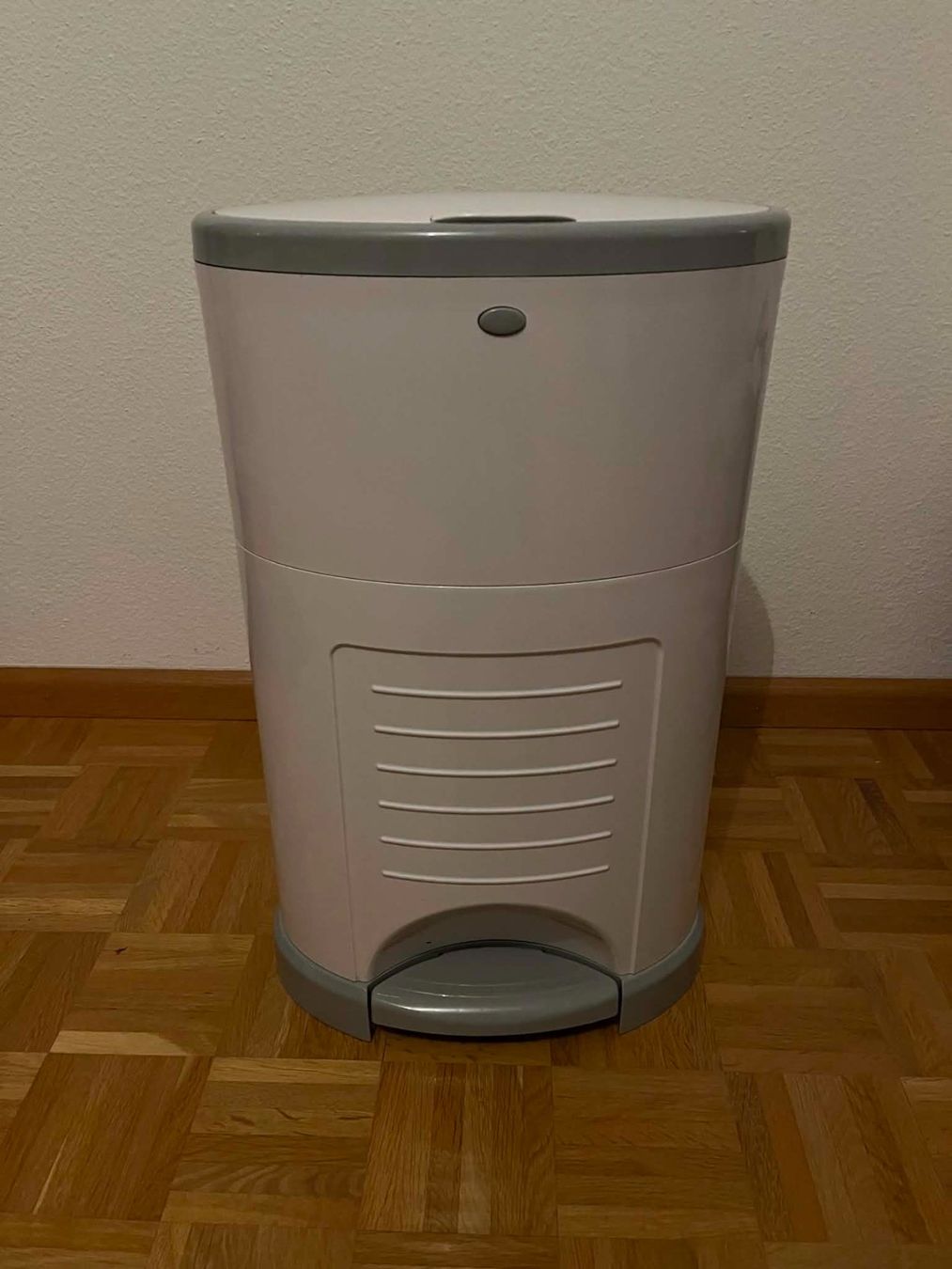 Poubelles: Korbell Plus Diaper Bin 26L – D'occasion à Riehen par clau.m