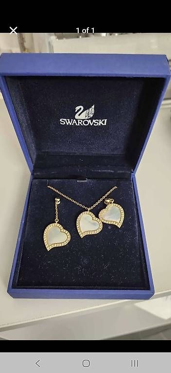 Catenine: Swarovski set Halskette & Ohrringe – Usato da Untersiggenthal venduto da Sjkaoru