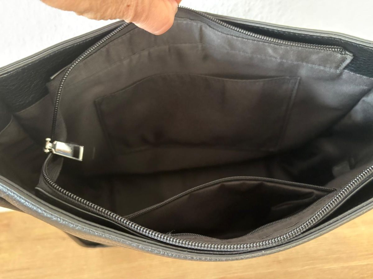 Borse da donna: Seidenfeldt Schultertasche schwarz – Nuovo (secondo la descrizione) da Erlenbach ZH venduto da OD15 1