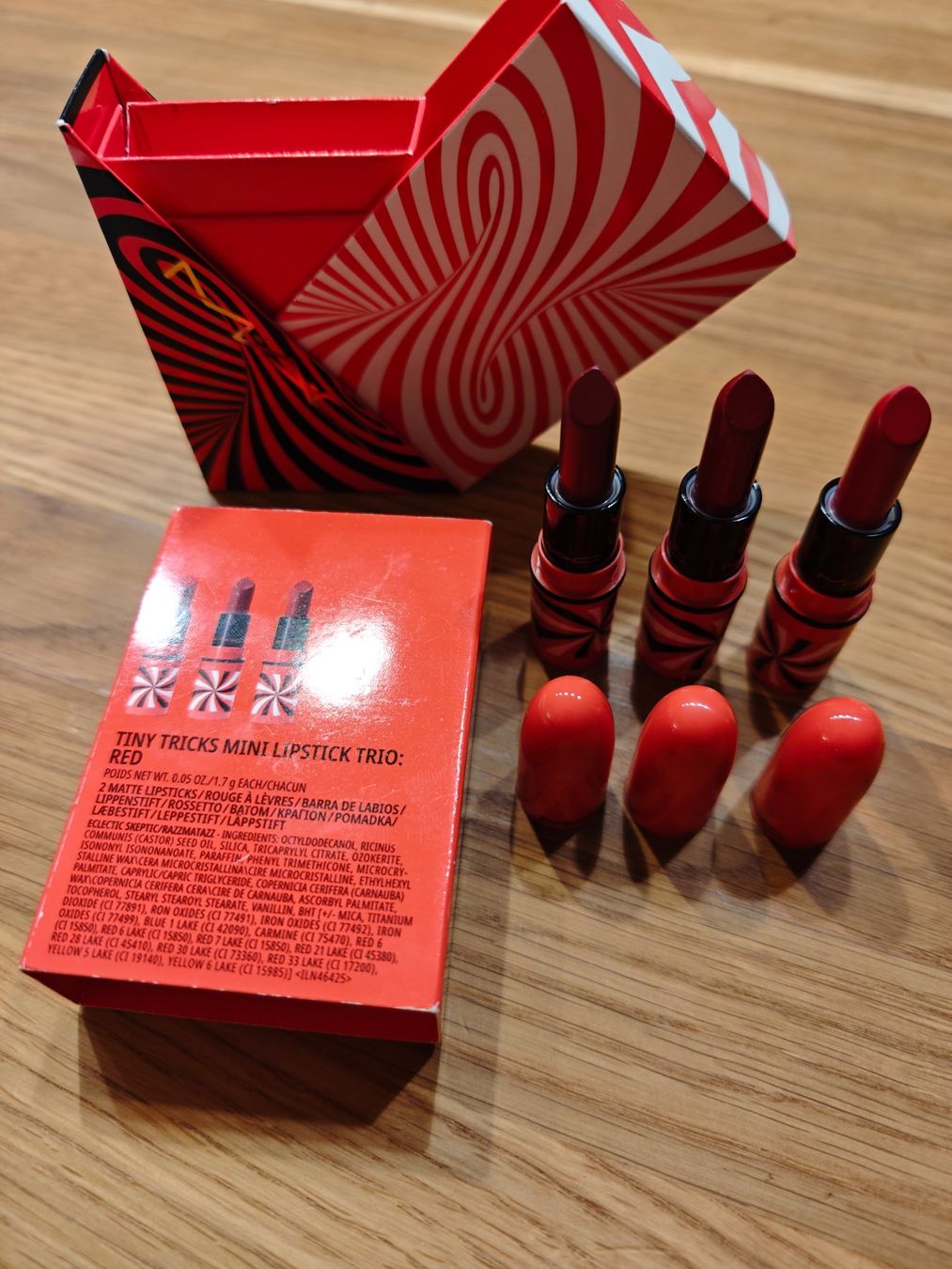 Make-up: MAC Mini Lippenstift Trio - Rot - Neu & Original! – Nuovo e nell'imballaggio originale da Gunzgen venduto da 0Aurin0
