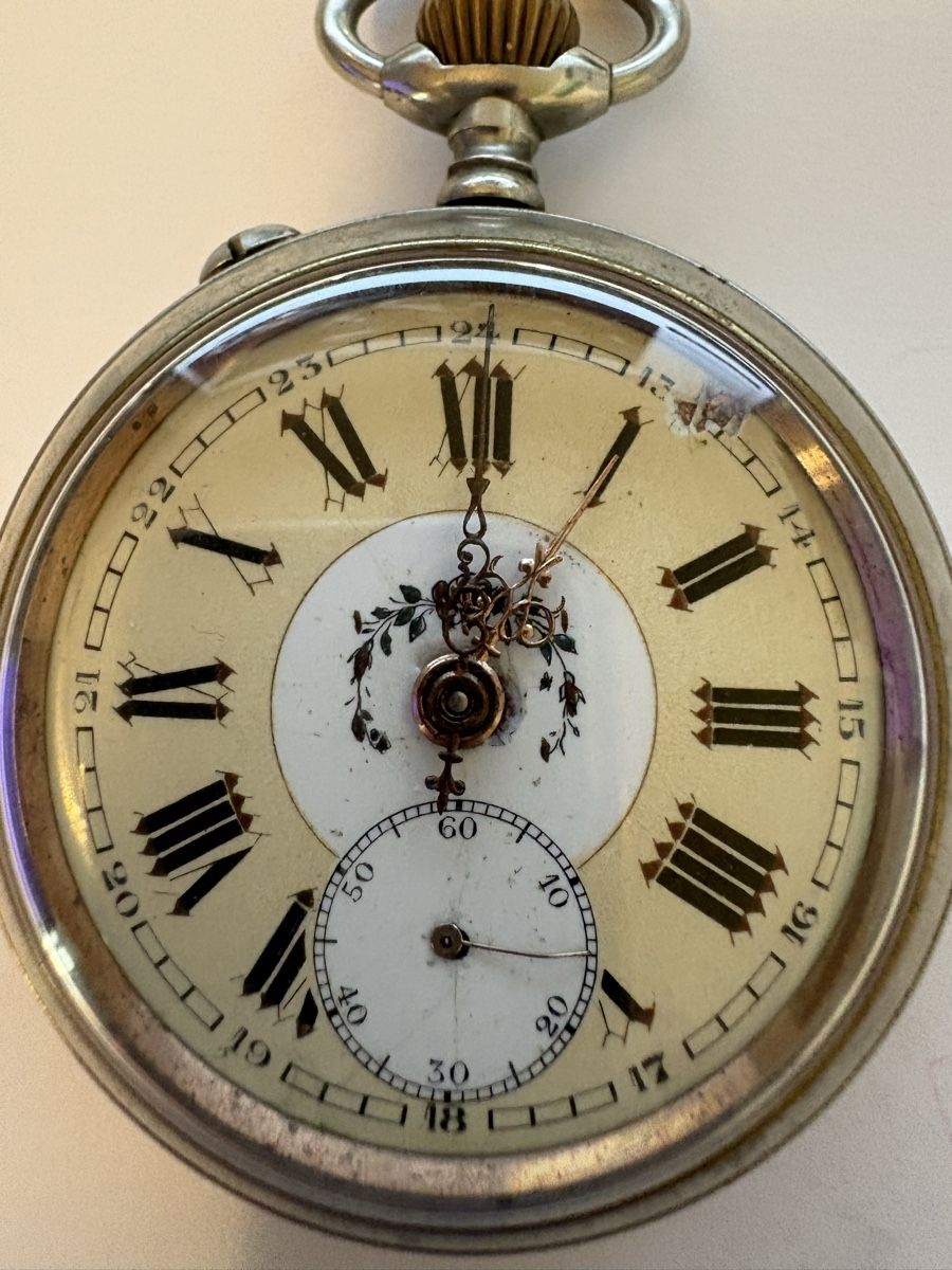 Uhren: Taschenuhr läuft  – Gebraucht aus Murten von Tzaugg 1