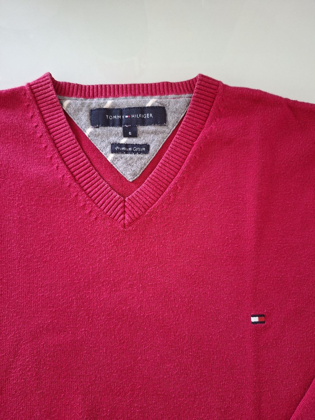 Tommy Hilfiger Pullover & Sweatshirts: Pull en coton premium Tommy Hilfiger, couleur rose fuchsia, – Gebraucht aus Renens VD von ser_j2fn 4