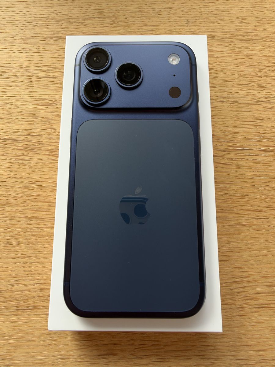 Apple Telefoni cellulari / Smartphones: Iphone 17 Pro 256gb – Usato da Balsthal venduto da dam_58zp 1