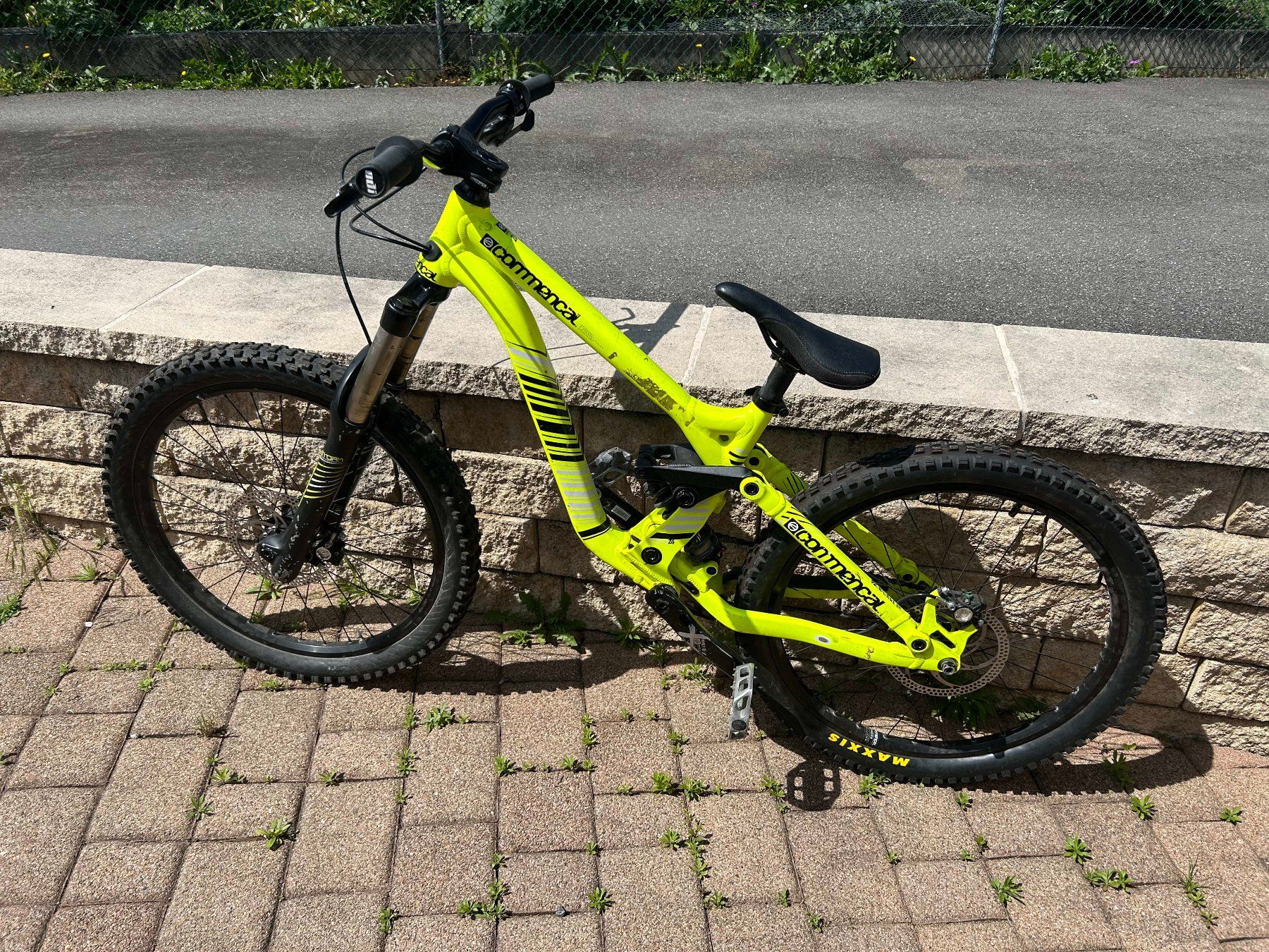 Supreme Dh Vtt Commencal Occasion Vtt Dh Commencal Dh Occasion 