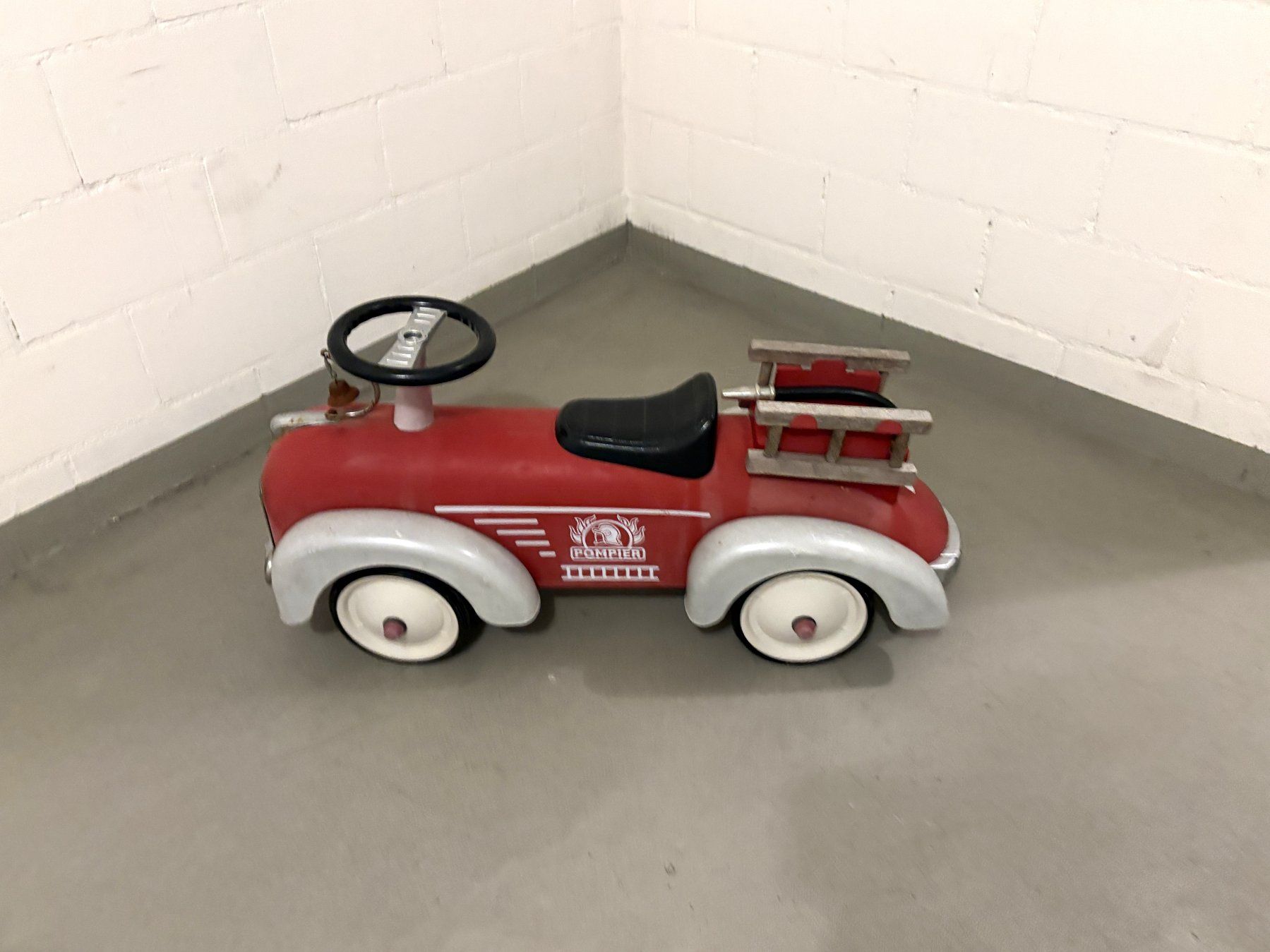 Baghera Veicoli per bambini: Spielauto – Usato da Glattbrugg venduto da Ariel012