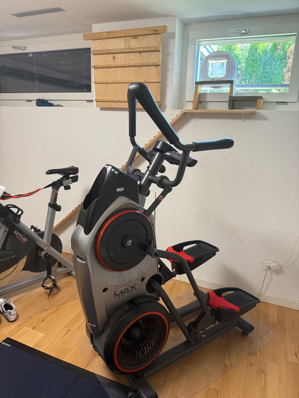 Bowflex Vélos d'appartement: Crosstrainer BOWFLEX MAX M5 – D'occasion à Dietikon par Hank5