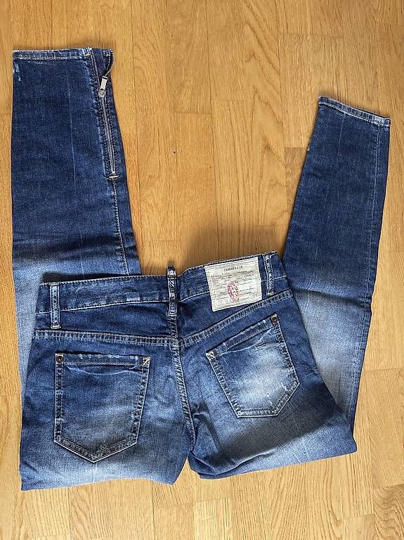 Dsquared2 Jeans: Originale Dsquared Jeans – Nuovo (secondo la descrizione) da Zürich venduto da Fra_maj 3