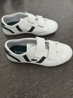 Coole Lacoste Sneaker, Grösse 32, Weiss, Top Zustand!