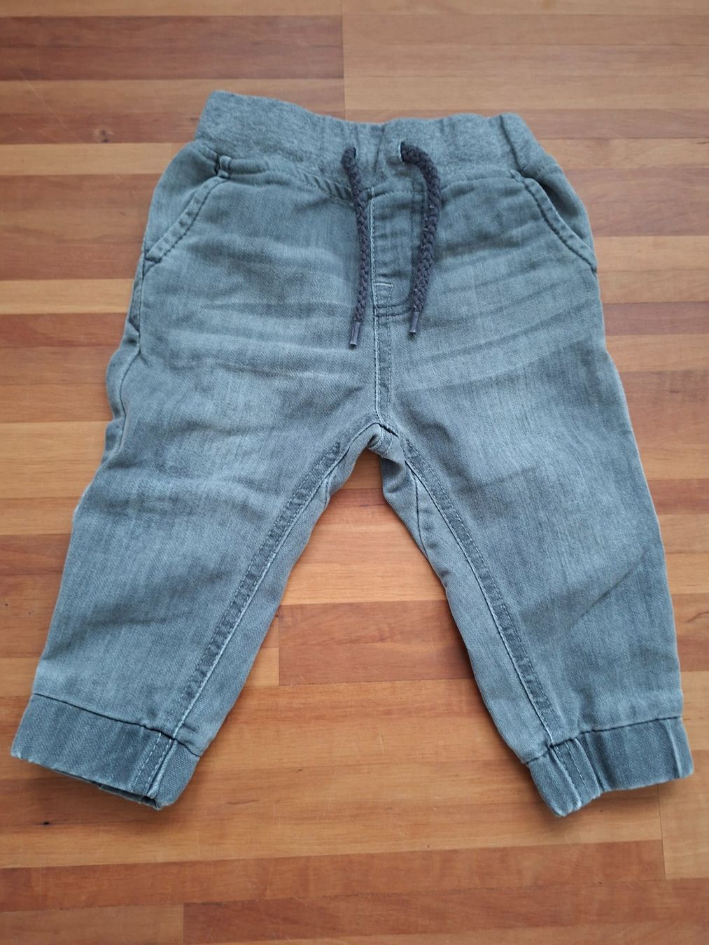 Jeans: Jeans Gr. 74 – Usato da Münchenbuchsee venduto da lanereal