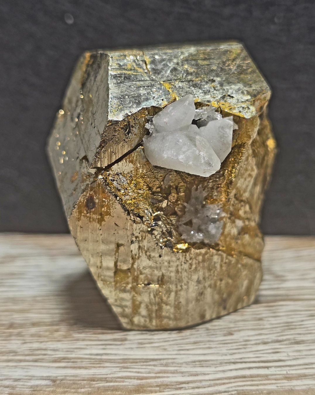 Minerali & Pietre curative: Pyrit mit Quarz 175g – Nuovo e nell'imballaggio originale da Matzingen venduto da Shay_Crystalz 1