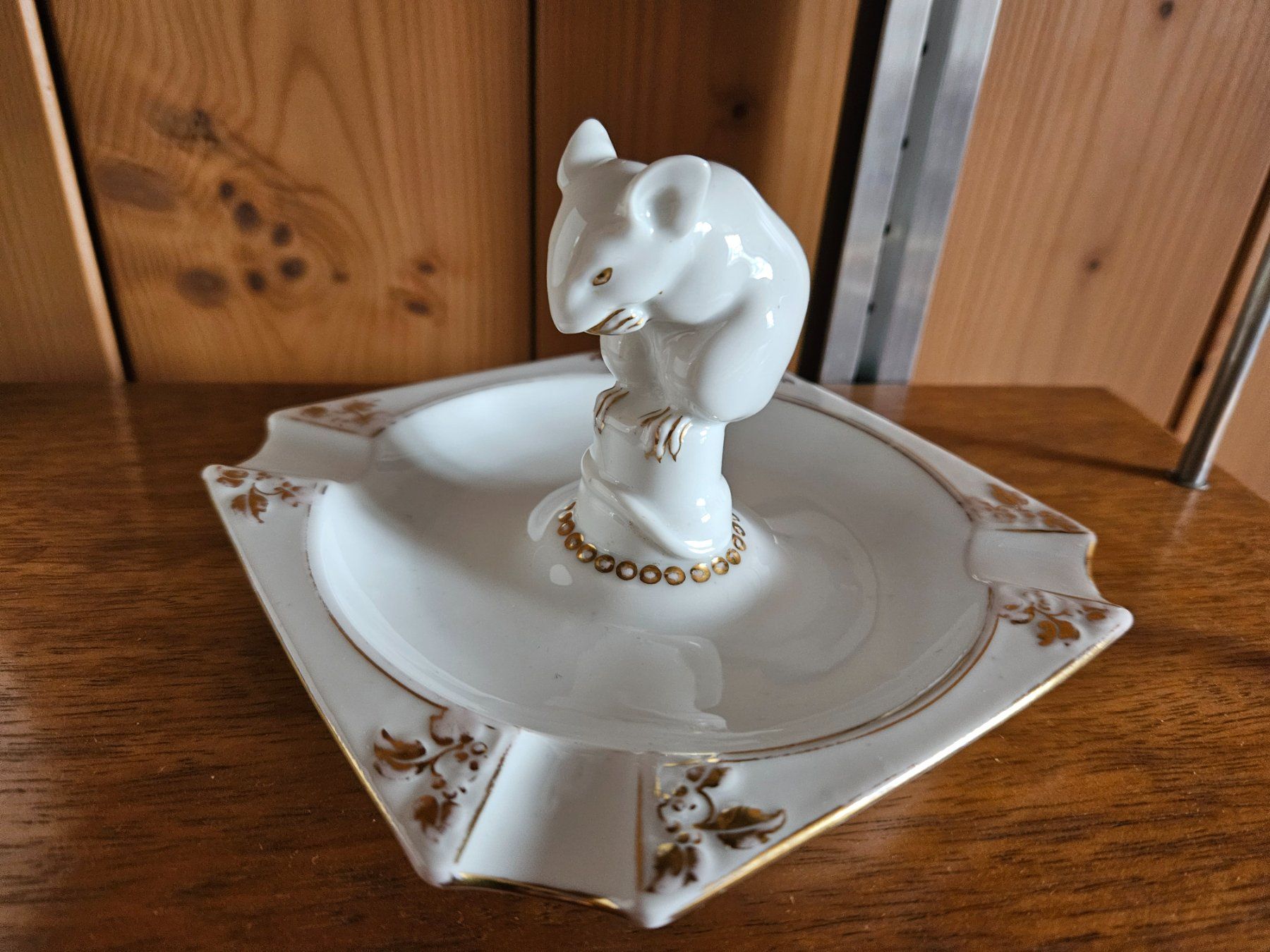 Ciotole: Jugendstil-Aschenbecher mit Maus, Selb, um 1910 – Usato da Rüti ZH venduto da Moli8