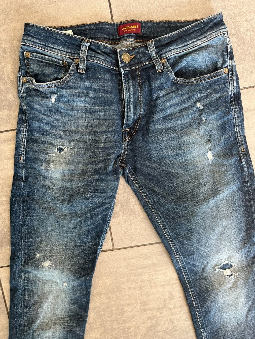 Jack & Jones Jeans: JACK&JONES Bluejeans Ripped – Gebraucht aus Otelfingen von Denis_ZH 2