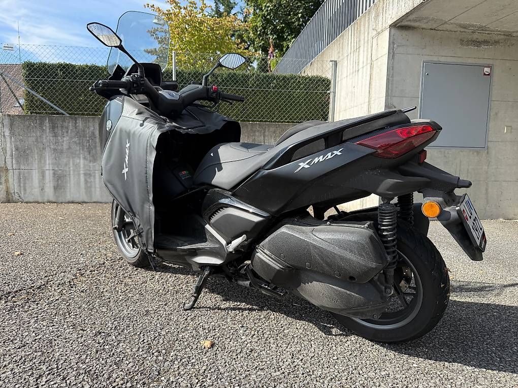 Scooters: Yamaha X-Max 300 Tech Max  – D'occasion à Schlierbach par mtx999 4