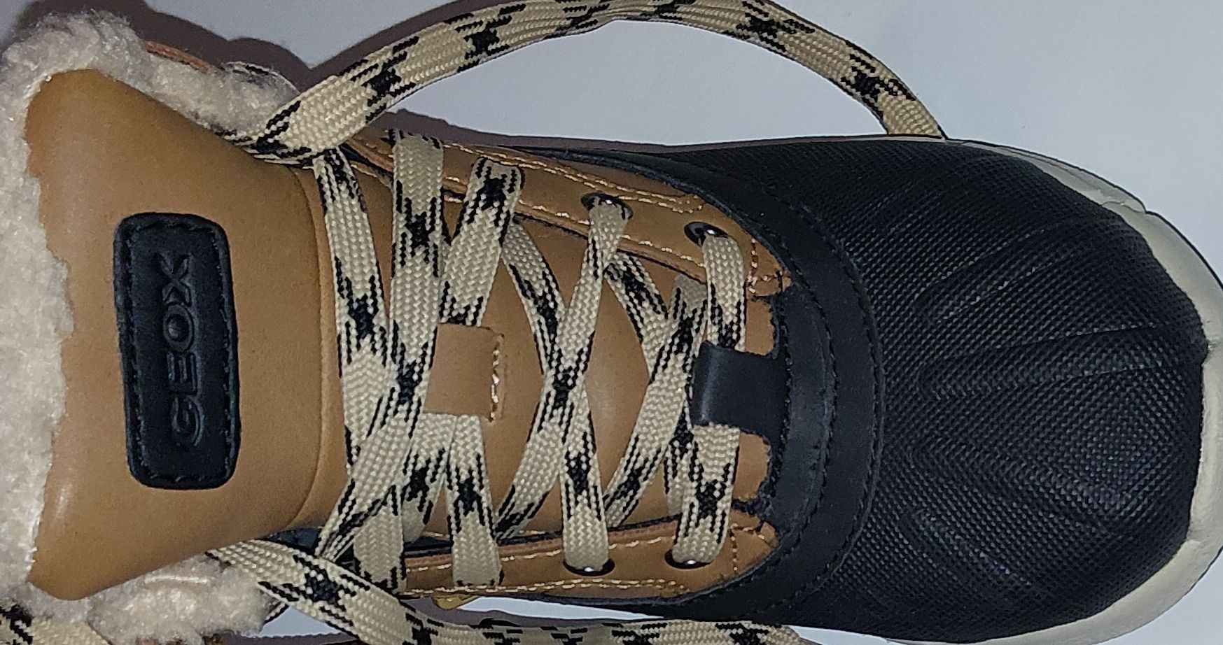 Geox Scarpe per ragazzi: Bottes Geox marron et noir, – Usato da Renens VD venduto da Floram1989
