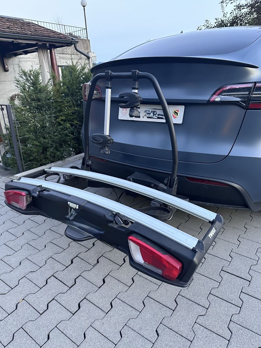 Thule Dachträger: Fahrradträger Thule VeloSpace XT2 – Gebraucht aus Langnau i. E. von galileofigaro