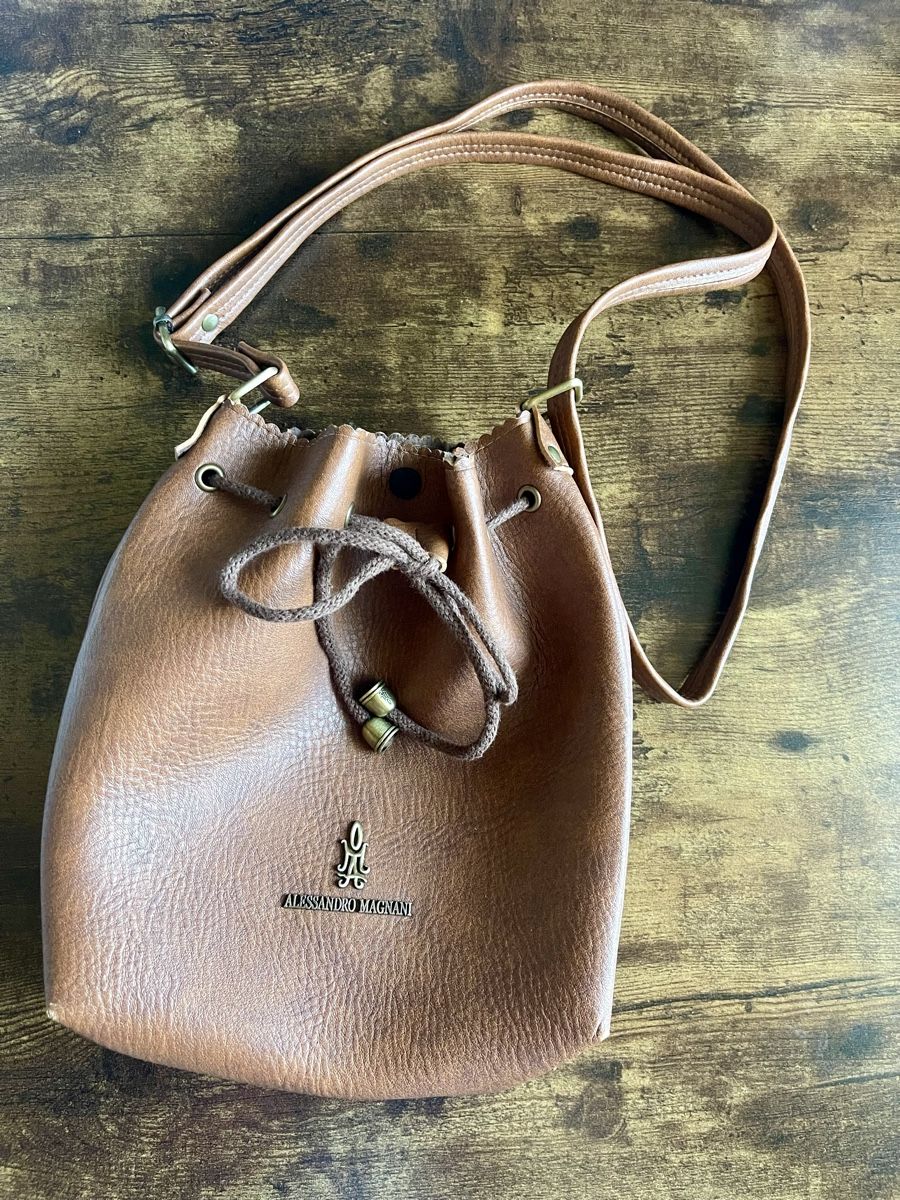 Altro in  Abbigliamento & Accessori: Sac à main Alessandro Magnani – Nuovo (secondo la descrizione) da Chêne-Pâquier venduto da ofly_1987