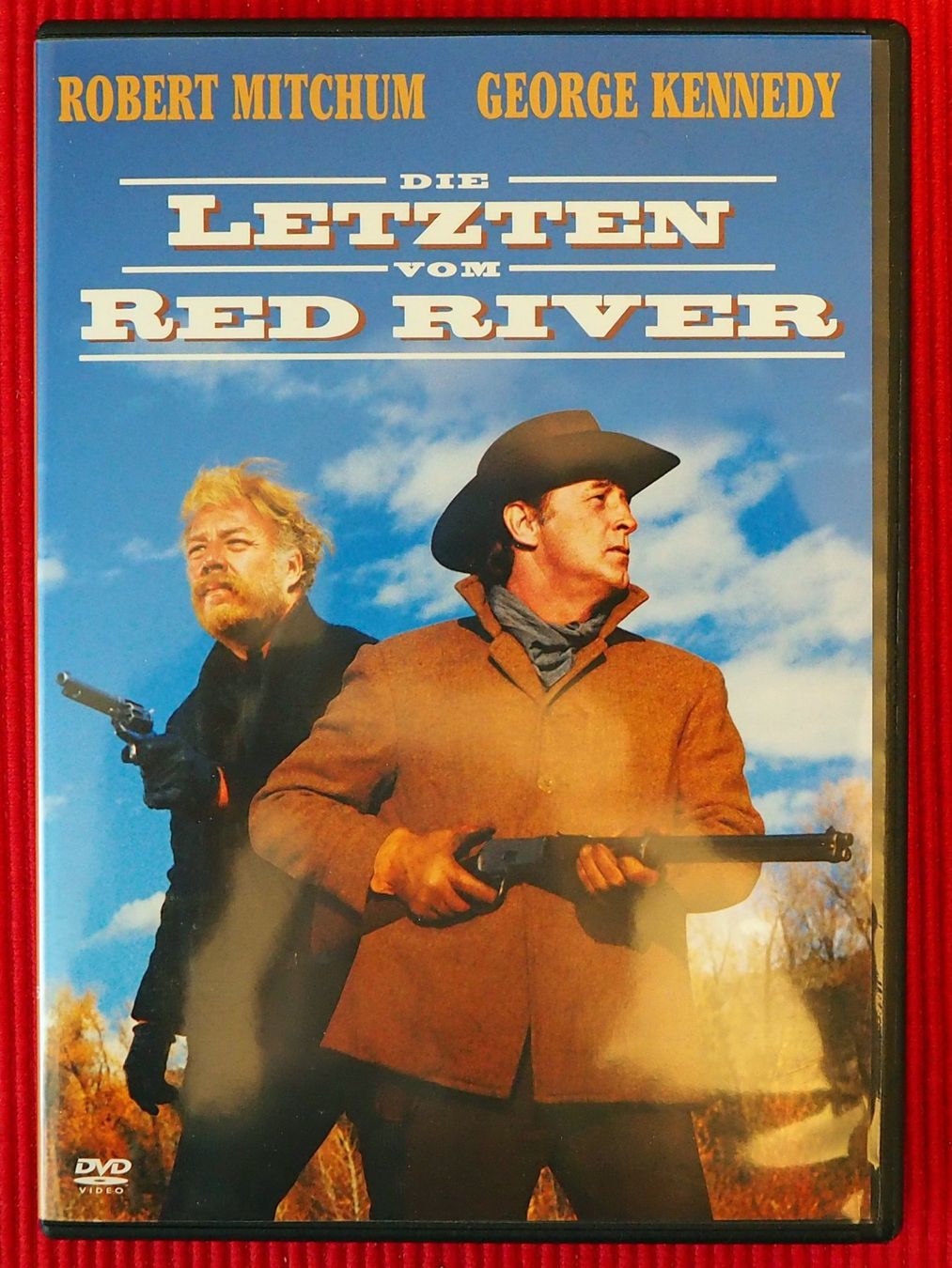 Tutti i DVDs: Die Letzten vom Red River / Robert Mitchum – Usato da Chur venduto da big_5zx8