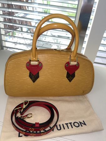 Louis Vuitton Jasmin cuir Epi , parfait pour l'été 😎