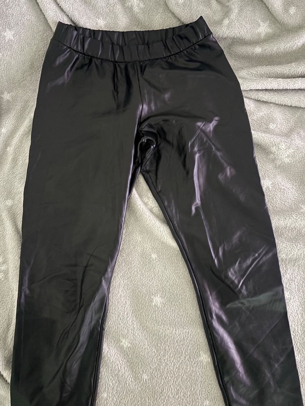 Calzedonia Leggings: Leggings Calzedonia S – Usato da Bern venduto da Iuliia_novova