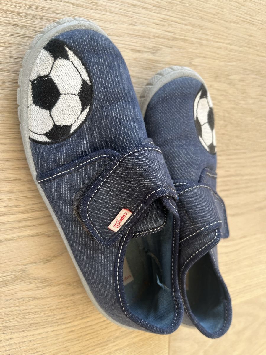 Superfit Scarpe da uomo: Hausschuhe Kind Superfit – Usato da Wetzikon ZH venduto da joc_p8jn 4