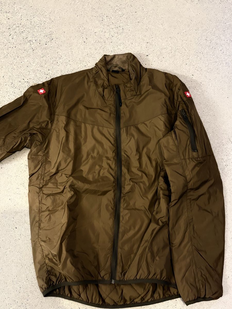 Schweizer Armee Uniformi: MBAS Unterziehjacke 18 | Grösse L – Nuovo (secondo la descrizione) da Chur venduto da VictorVance
