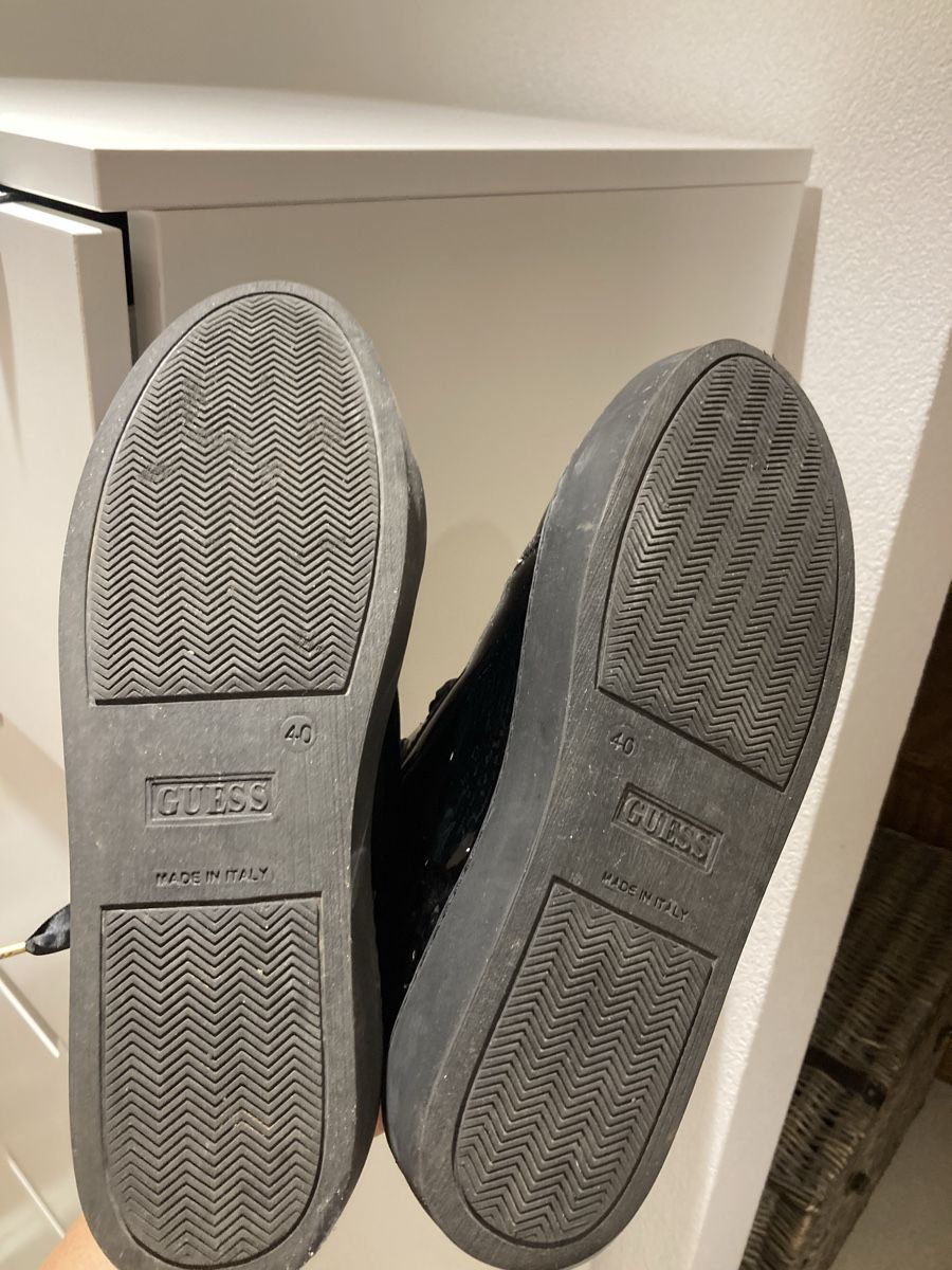 Guess Scarpe da donna: Guess Sneakers, Gr. 40 – Usato da Azmoos venduto da alix001 6