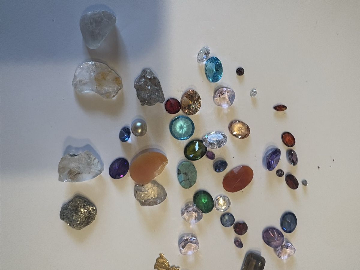 Altri gioielli: Steine von Schmuck mix  – Usato da Murten venduto da Tzaugg 3