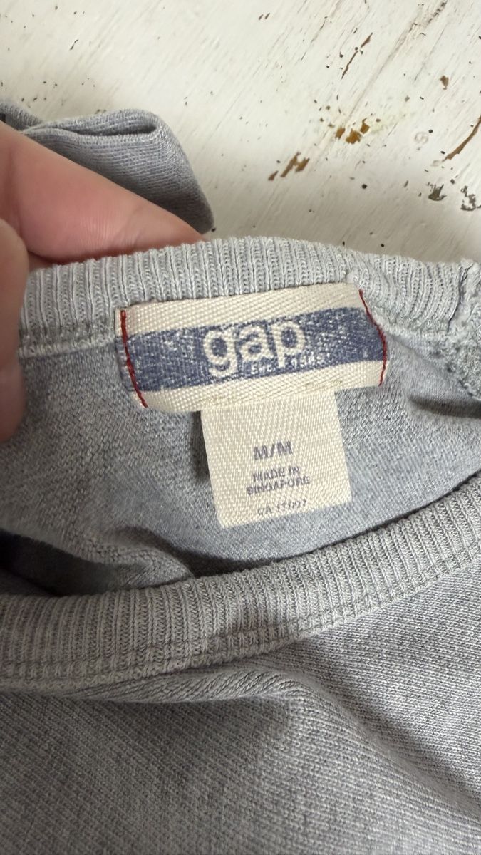 Maglioni & Felpe: Gap Pullover Sweater Gray Size M Long Sleeve Crew Neck – Usato da Knonau venduto da Grapesvintage 2