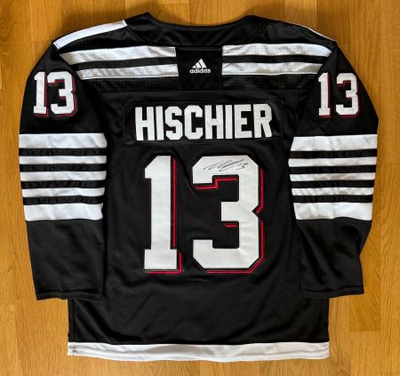 NHL-Jersey mit Autogramm von Nico Hischier