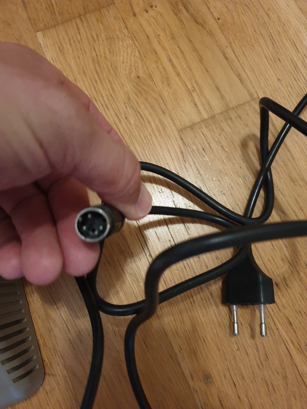 Commodore PC: Commodore 64 Computer mit Netzteil guter Zustand 7099 – Usato da Ittigen venduto da Ziok187 8